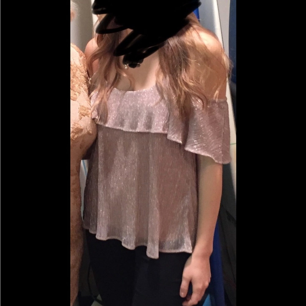Ella moss cold shoulder top pink sparkly size small